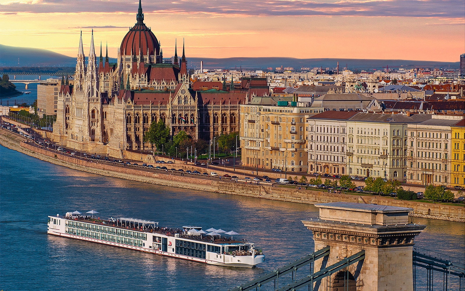 travel companies going to budapest
