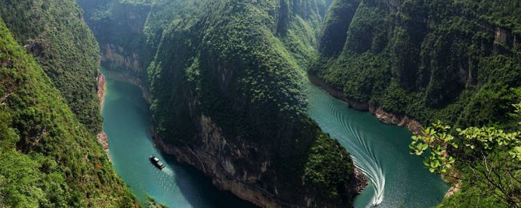 Yangtze river cruise