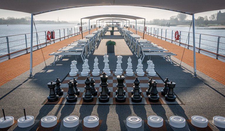 Deck Games Area