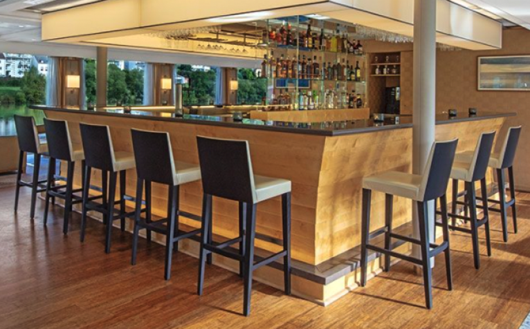 The Lounge
