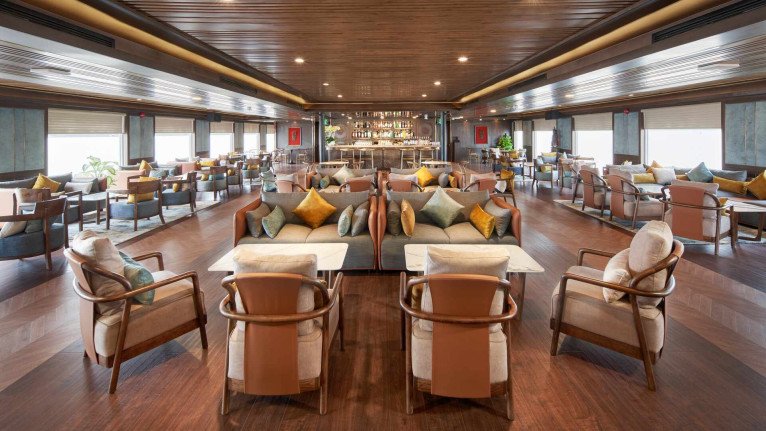Hamony Lounge & Bar