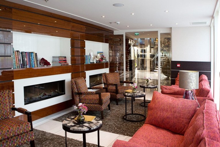 Main Lounge
