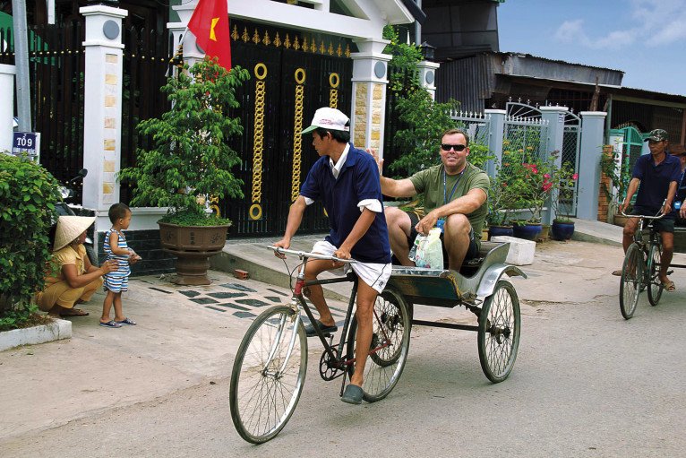 TAN CHAU - SA