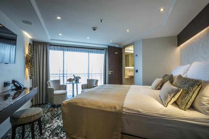 Superior Suite